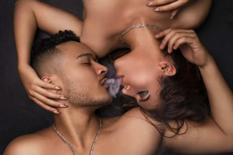Live sex webcam photo for HunterXAriana #2856620