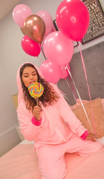 Live sex webcam photo for DanaClayton #7790045