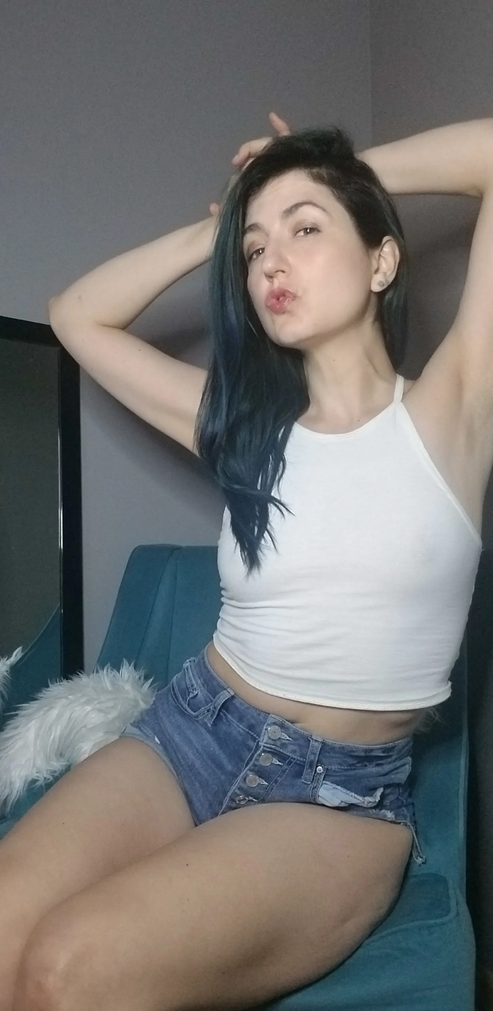 Live sex webcam photo for GoddessD #7477889