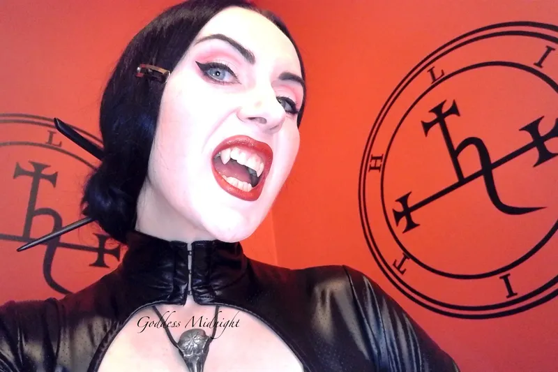 Live sex webcam photo for GoddessMidnight #7230961