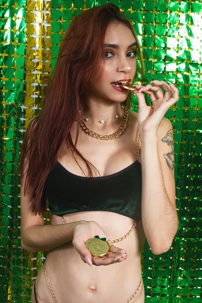 Live sex webcam photo for ValeRodriguez #4106250