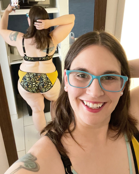 Live sex webcam photo for UrsulaUrban #2667935