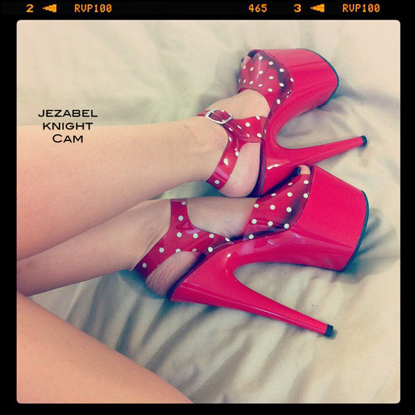 Live sex webcam photo for JezabelKnight #1805026