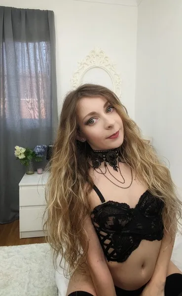 Live sex webcam photo for LunaRiva #2020525