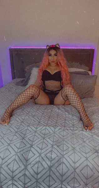 Live sex webcam photo for Jazzys_World #7106778