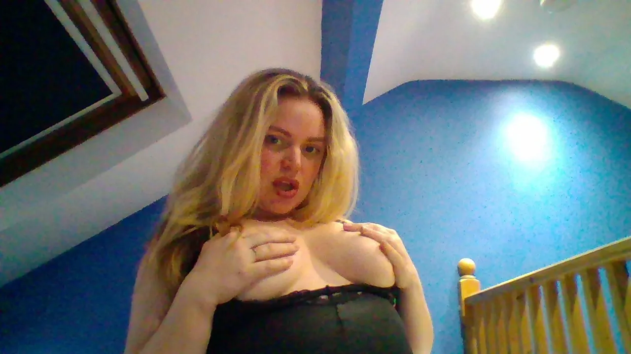 Live sex webcam photo for Sashsta #7145540