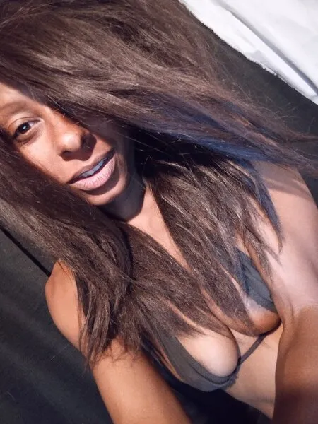 Live sex webcam photo for ShawneeLove #7036778