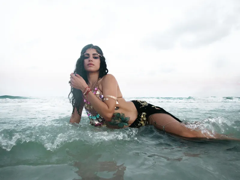 Live sex webcam photo for Jisellabelle #3142643