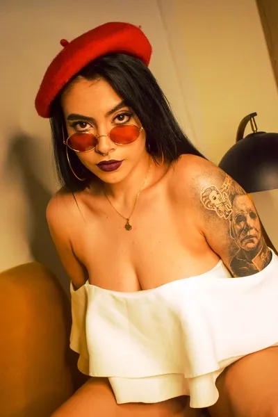 Live sex webcam photo for RayvenRosee #1732752