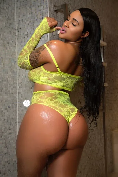 Live sex webcam photo for SashaRousse #2664139