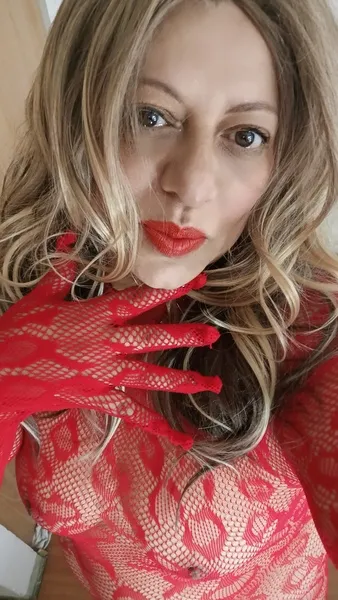 Live sex webcam photo for shakyhot1024 #7990219