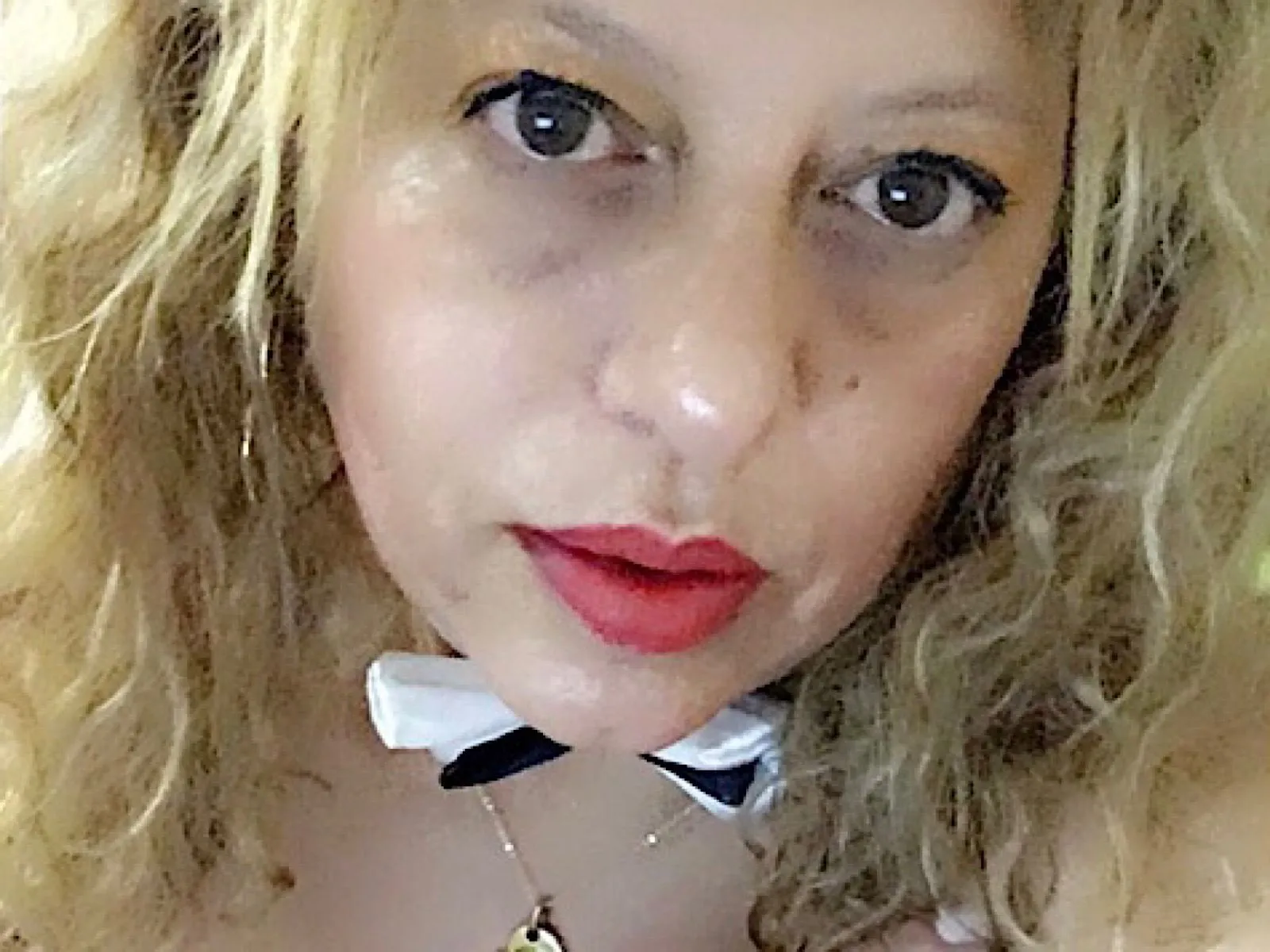 Live sex webcam photo for shakyhot1024 #3891960