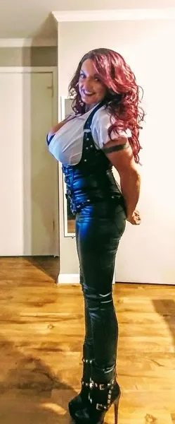 Live sex webcam photo for StephanieStallsX #1963264