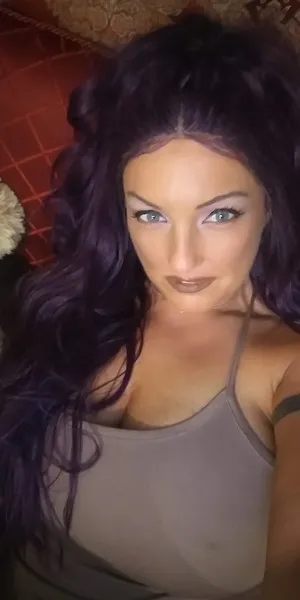 Live sex webcam photo for StephanieStallsX #1963256