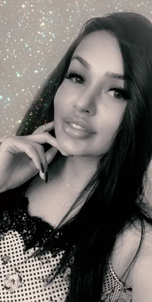 Live sex webcam photo for MeganStaRr #2061697