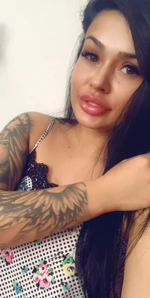 Live sex webcam photo for MeganStaRr #2061696