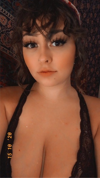 Live sex webcam photo for LillianaMay #2954587