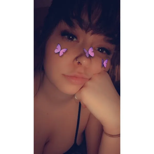 Live sex webcam photo for LillianaMay #2954586