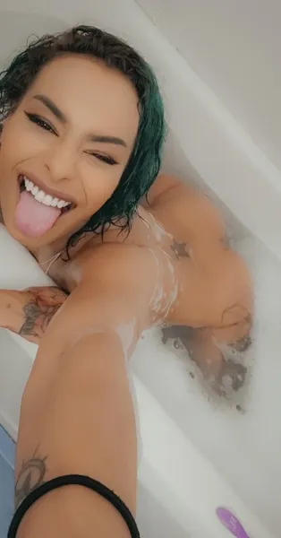 Live sex webcam photo for Trouble3449 #2164949