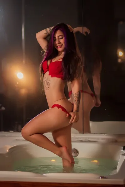 Live sex webcam photo for TalianaDuque #1772194