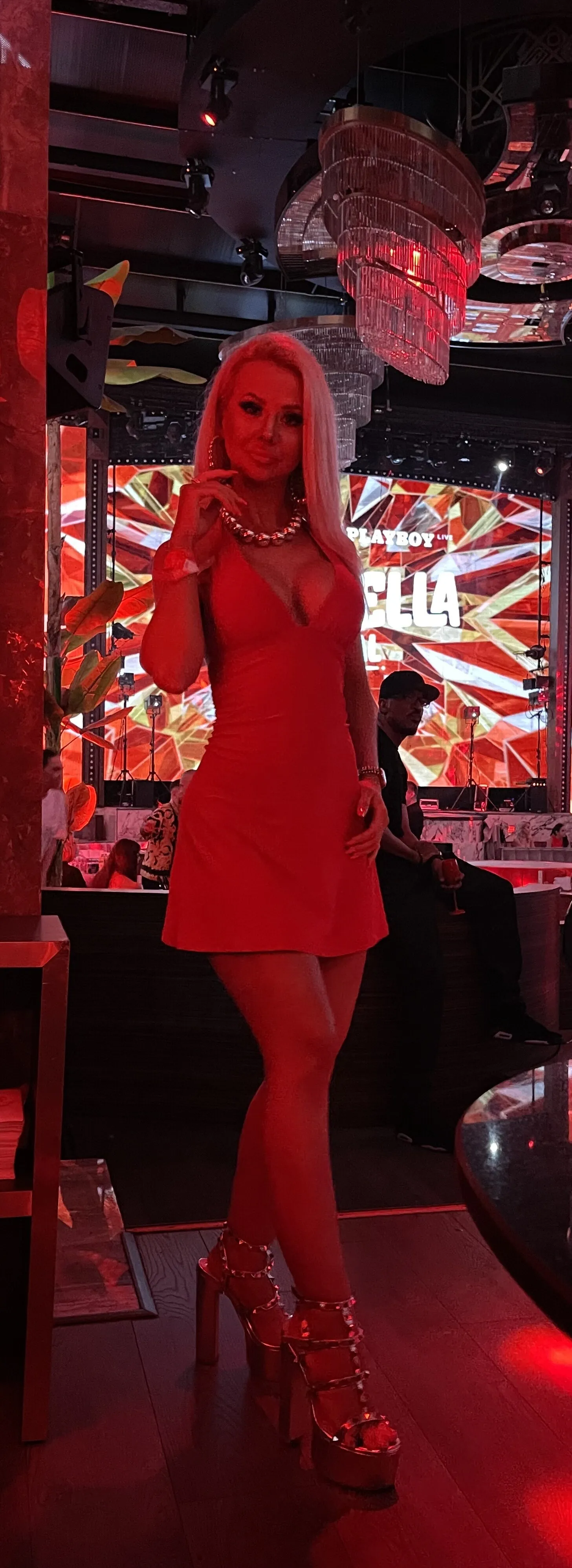 Live sex webcam photo for MoniqueBliss #7831103