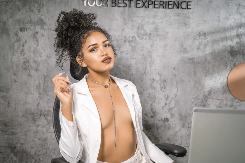 Live sex webcam photo for NikkiEvans #2177027