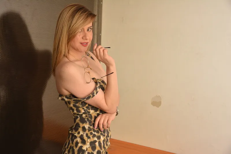 Live sex webcam photo for Chanell_taylor #2347777
