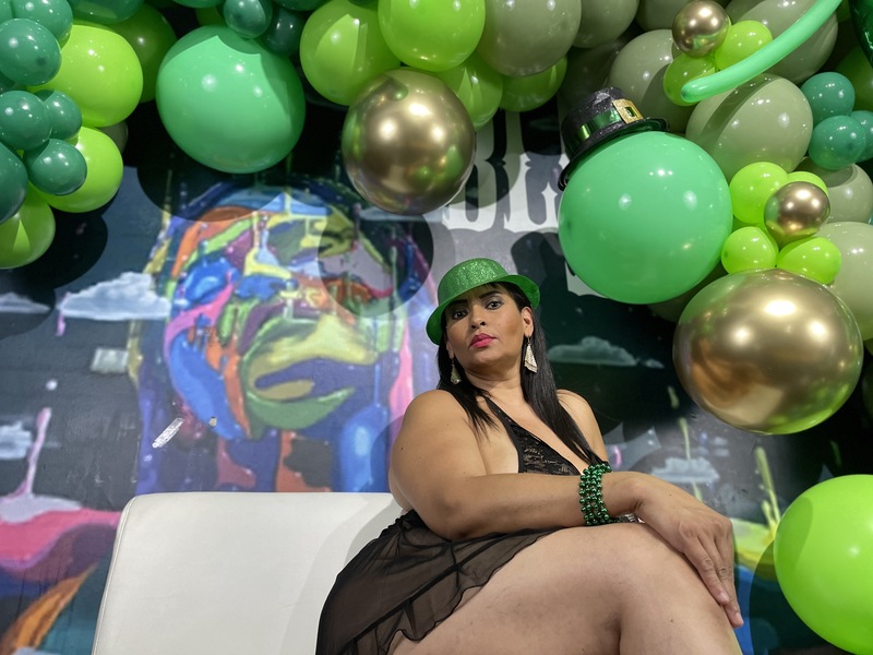 Live sex webcam photo for Sandy_Milf #1795435