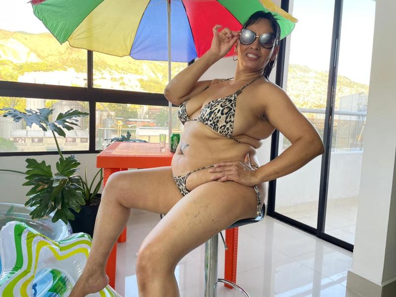 Live sex webcam photo for Sandy_Milf #2263200