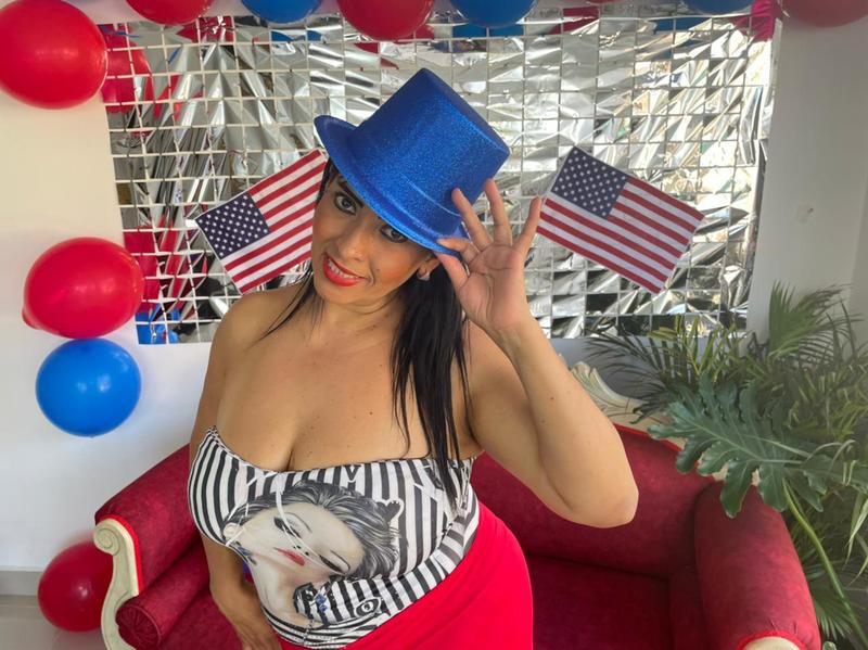 Live sex webcam photo for Sandy_Milf #2301231