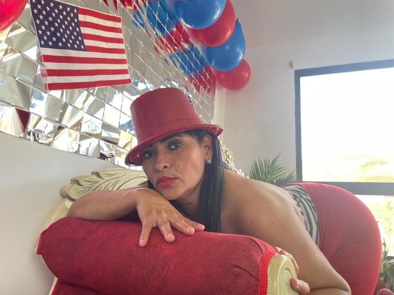 Live sex webcam photo for Sandy_Milf #2301229