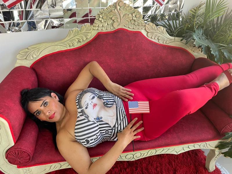 Live sex webcam photo for Sandy_Milf #2301230