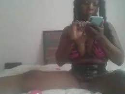 Live sex webcam photo for Honey0811 #2419644