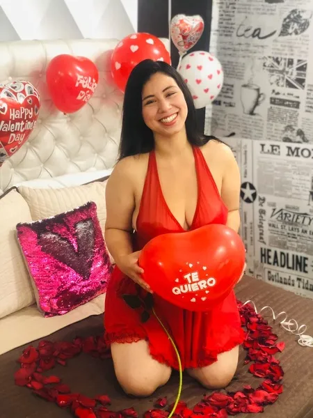 Live sex webcam photo for VioletaRain #2033223