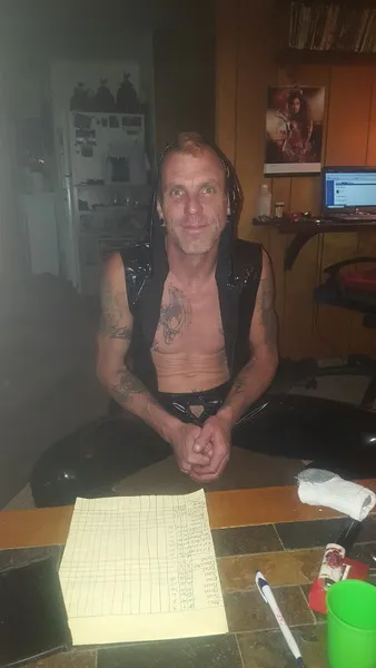 Live sex webcam photo for CountryBossandHubby #2009325