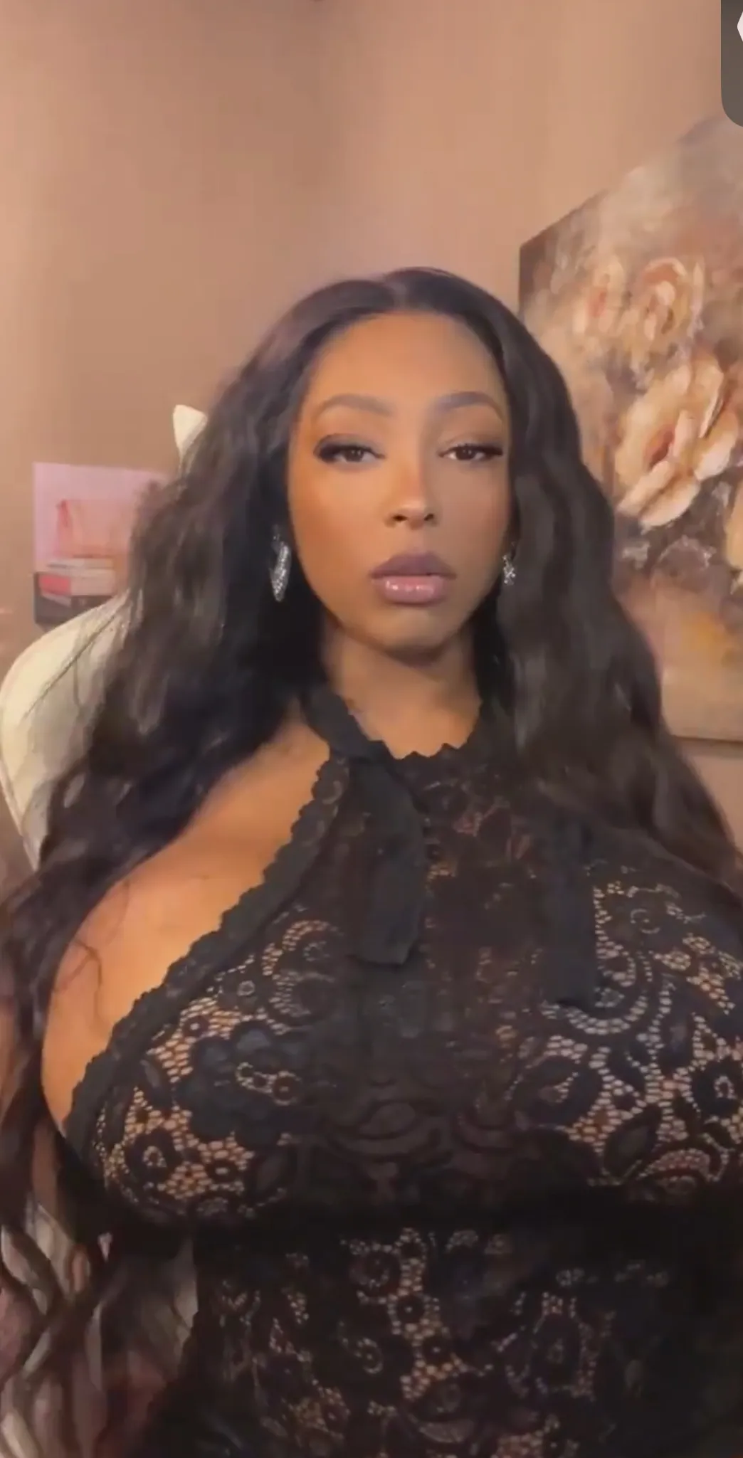 Live sex webcam photo for RachelRaxxx #8048371