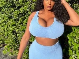 Live sex webcam photo for RachelRaxxx #7732256