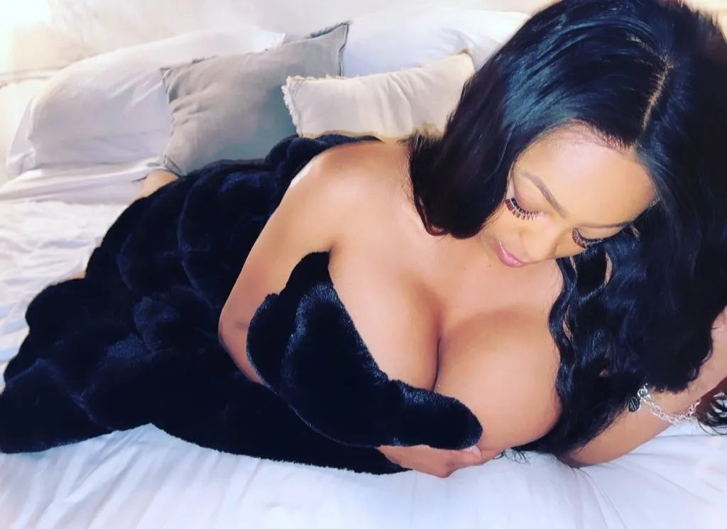 Live sex webcam photo for RachelRaxxx #7273188