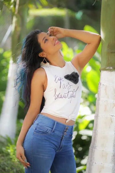 Live sex webcam photo for lexy_fox18 #2015271