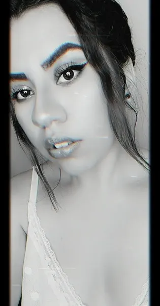 Live sex webcam photo for Avril_Peytonx #1941303