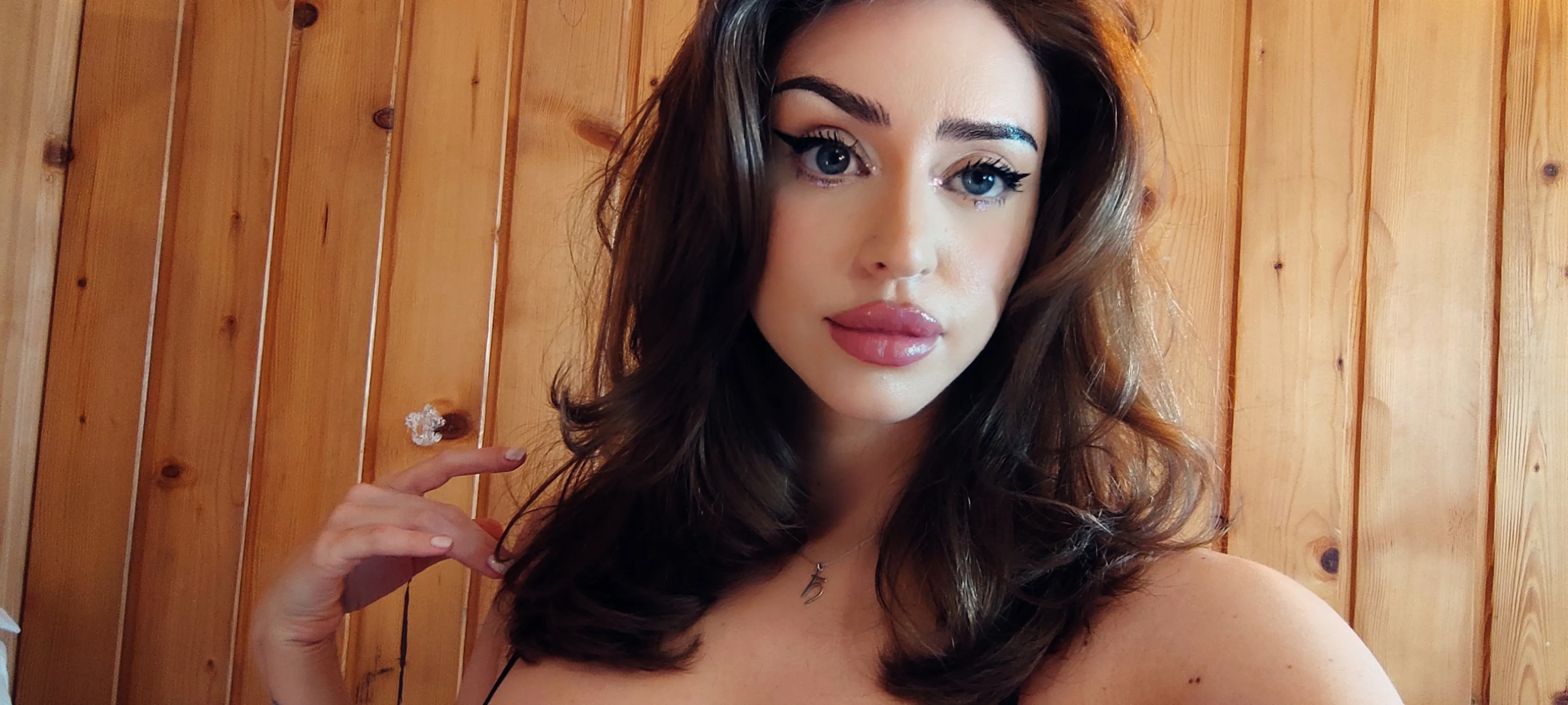 Live sex webcam photo for LeilaNoire #7780666