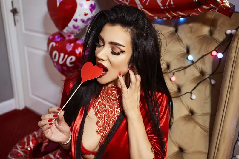 Live sex webcam photo for LoonaLux #3005179