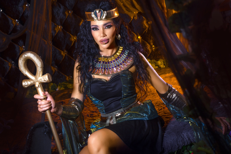 Live sex webcam photo for LoonaLux #1832127