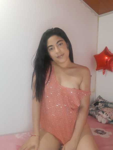 Live sex webcam photo for venusMwc #3431241