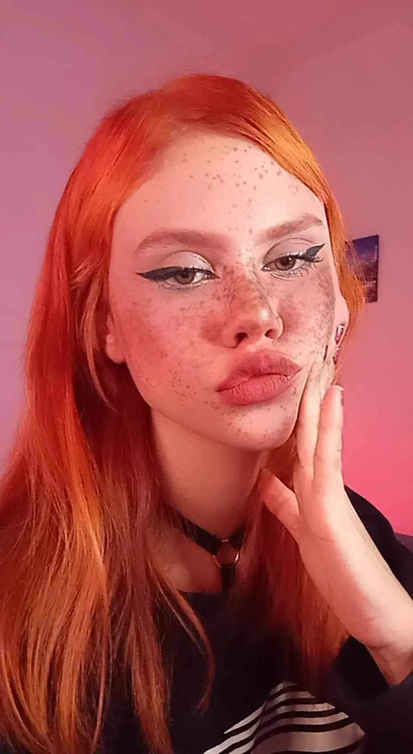 Live sex webcam photo for VictoriaDinucci #7299430