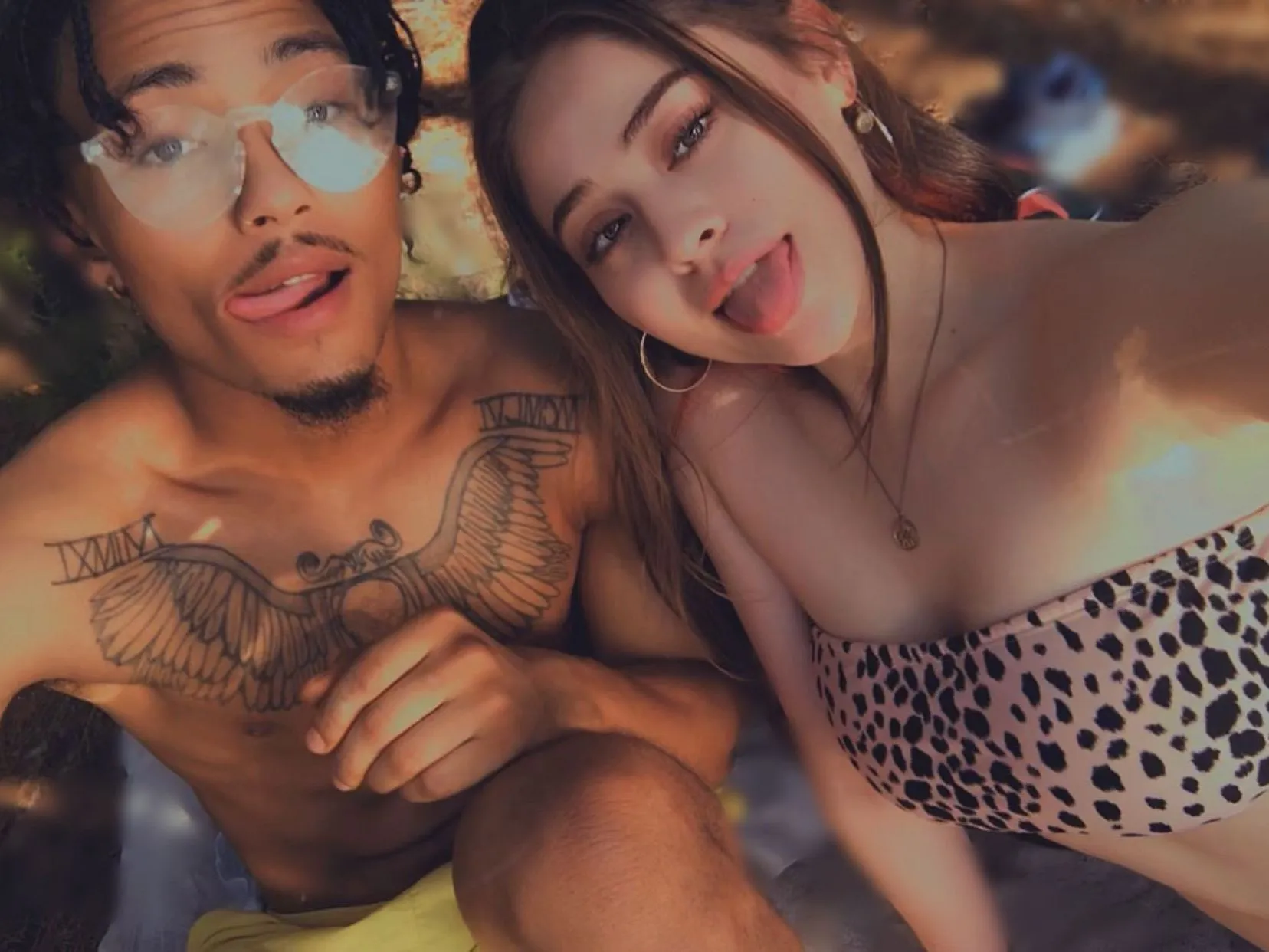 Live sex webcam photo for thecoupleonthe2ndfloor #1652845