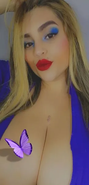 Live sex webcam photo for PamelaSquirttt #1846497