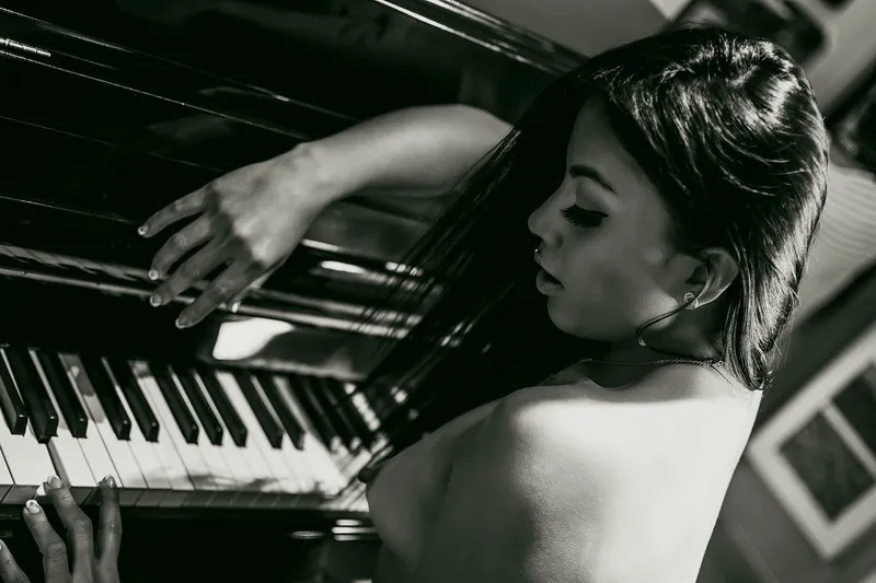 Live sex webcam photo for AMBER_VV #2881349