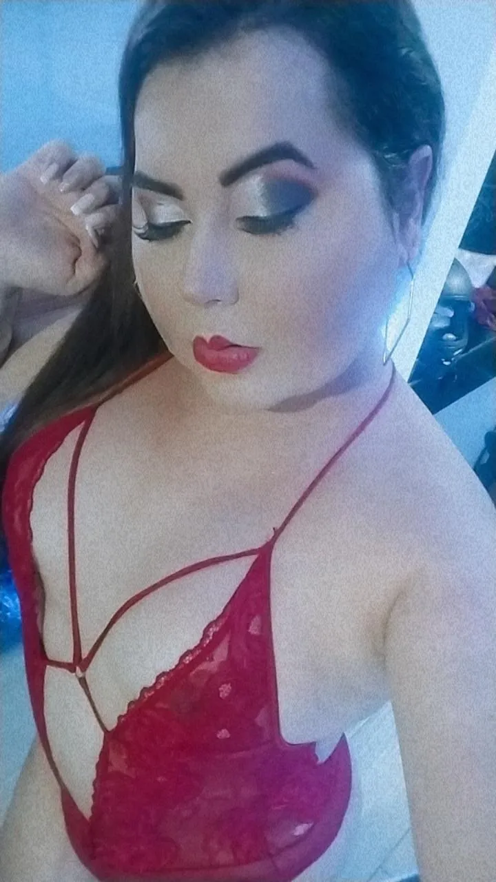 Live sex webcam photo for ShenoaRose #2755198