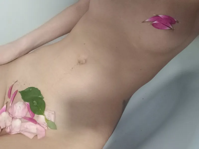 Live sex webcam photo for NikkyDiamonds #3060764